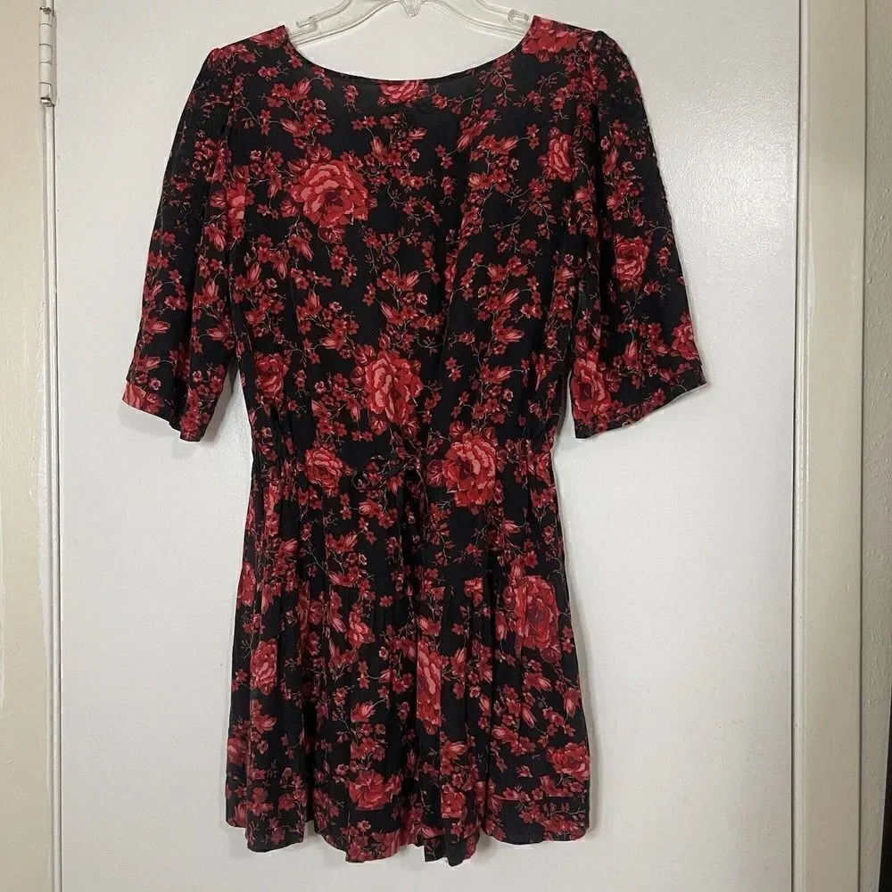Free People Red floral embroidered cinch waist swing dress size Medium